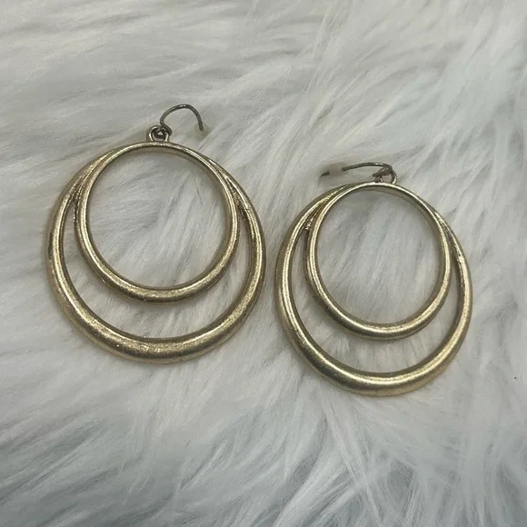 Brass gold earrings - Picture 1 of 2